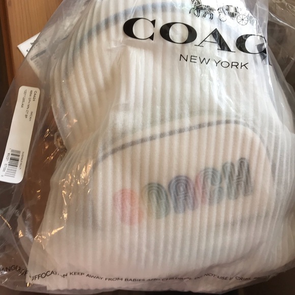 🌈 Coach Mini Court Backpack With Rainbow Coach - Picture 10 of 11